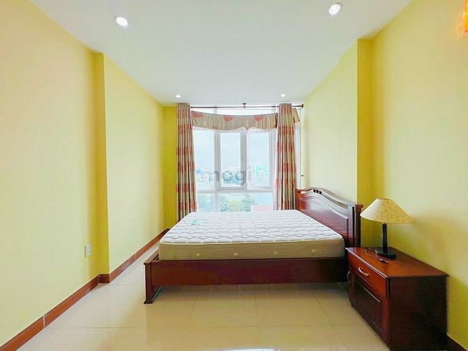 Hình ảnh Phòng full nội thất có thang máy cửa sổ lớn Tân Bình