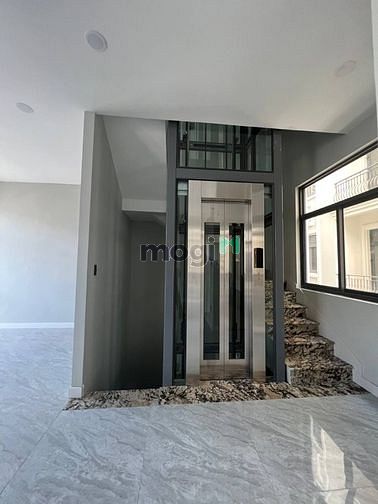 Hình ảnh cho thuê nhà phố 84m2 hoàn thiện có thang máy