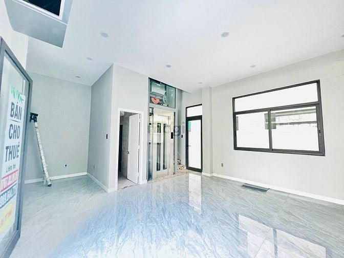 Hình ảnh cho thuê nhà phố 84m2 hoàn thiện có thang máy