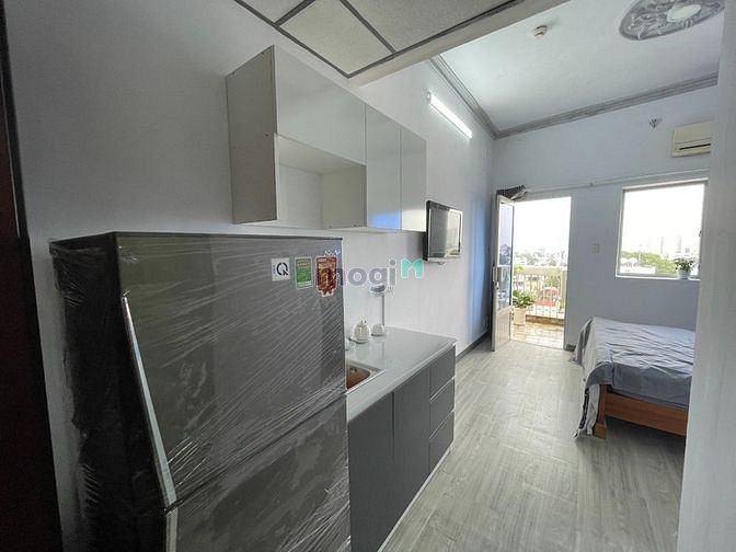Hình ảnh Studio ban công rộng 35m2 đủ nội thất _ Nguyễn Trãi _ Quận 5