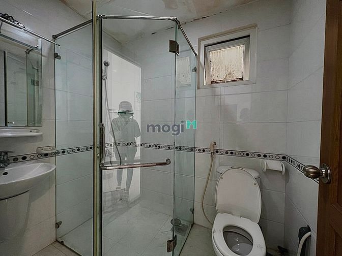 Hình ảnh Studio cửa sổ , giờ giấc tự do, an ninh , phòng thoáng mát sạch sẽ