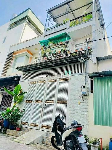 Hình ảnh SIÊU HIẾM Nhà Phạm Hữu Lầu Q7 53m2 Chỉ 2.8 tỷ SHR