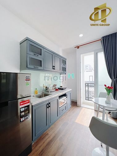 Hình ảnh Phòng có ban công + nội thất sang trọng. 100% như hình