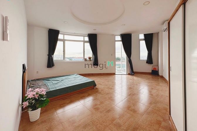 Hình ảnh Căn Hộ Penthouse Cao Cấp Ban Công Lớn Full Nội Thất