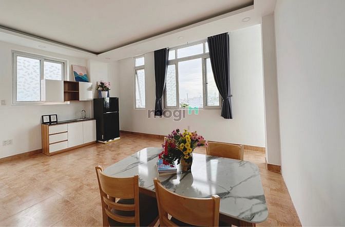 Hình ảnh Căn Hộ Penthouse Cao Cấp Ban Công Lớn Full Nội Thất
