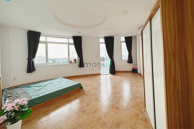Hình ảnh Căn Hộ Penthouse Cao Cấp Ban Công Lớn Full Nội Thất