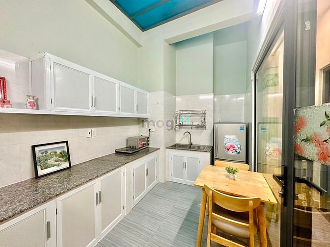 Hình ảnh Studio tách bếp full nội thất _ gần dh kinh tế , đh Y Quận 10