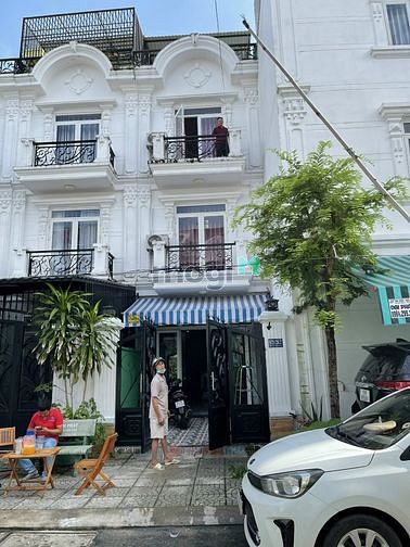 Hình ảnh Nhà phố cao cấp 4pn 12tr tl Tô Ngọc Vân Quận 12