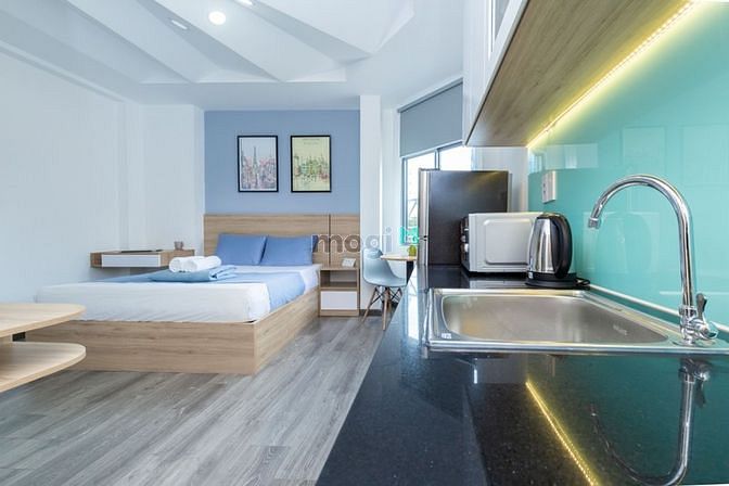 Hình ảnh CHDV Bến Nghé Quận 1 full nội thất cửa sổ lớn