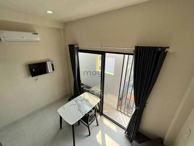 Hình ảnh Căn Hộ Cao Cấp 1PN - Duplex View Kính - Rộng 50m2 - Ngay Lạc Long Quân