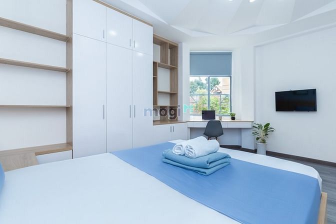 Hình ảnh CHDV Bến Nghé Quận 1 full nội thất cửa sổ lớn