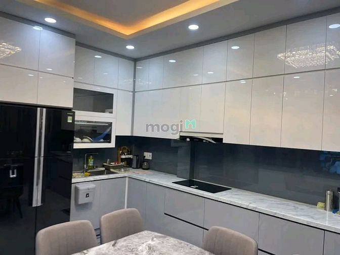 Hình ảnh MUA NGAY Nhà Cô Giang Q1 50m2 chỉ 2.3Tỷ SHR
