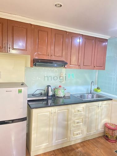 Hình ảnh Nóng đang trống 1 phòng Studio full nội thất có cửa sổ