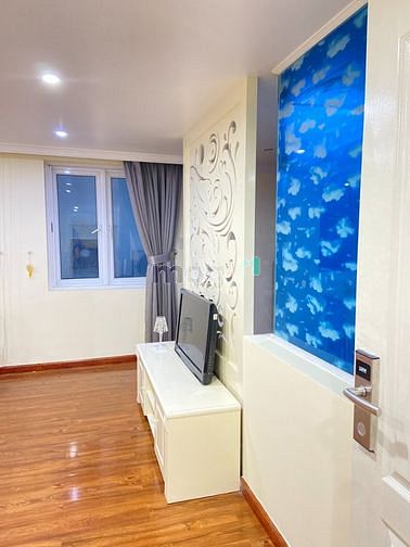 Hình ảnh Nóng đang trống 1 phòng Studio full nội thất có cửa sổ