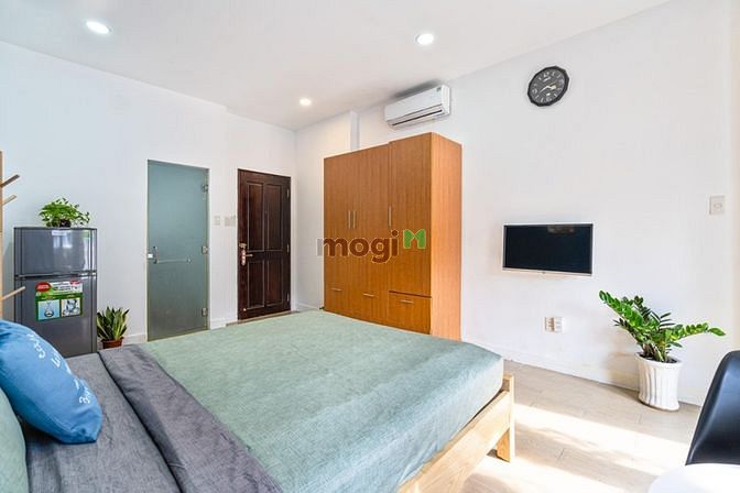 Hình ảnh CHDV Bến Nghé Quận 1 full nội thất cửa sổ lớn