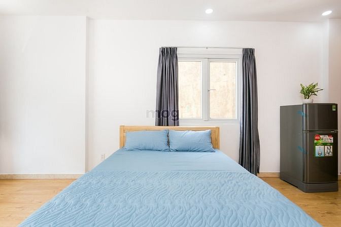 Hình ảnh CHDV Bến Nghé Quận 1 full nội thất cửa sổ lớn