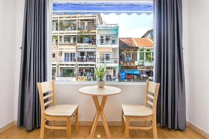 Hình ảnh CHDV Bến Nghé Quận 1 full nội thất cửa sổ lớn