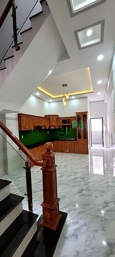 Hình ảnh Vị trí thuận lợi CMT8 Q3 49m2 giá 1 tỷ 940