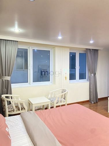 Hình ảnh Nóng đang trống 1 phòng Studio full nội thất có cửa sổ