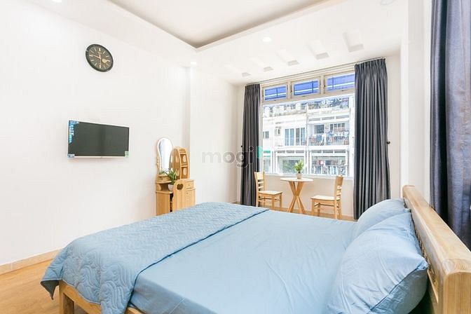 Hình ảnh CHDV Bến Nghé Quận 1 full nội thất cửa sổ lớn