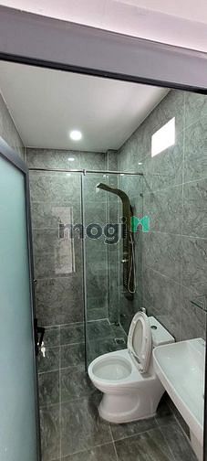 Hình ảnh Vị trí thuận lợi CMT8 Q3 49m2 giá 1 tỷ 940