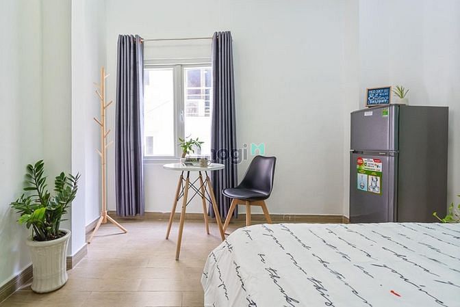 Hình ảnh CHDV Bến Nghé Quận 1 full nội thất cửa sổ lớn