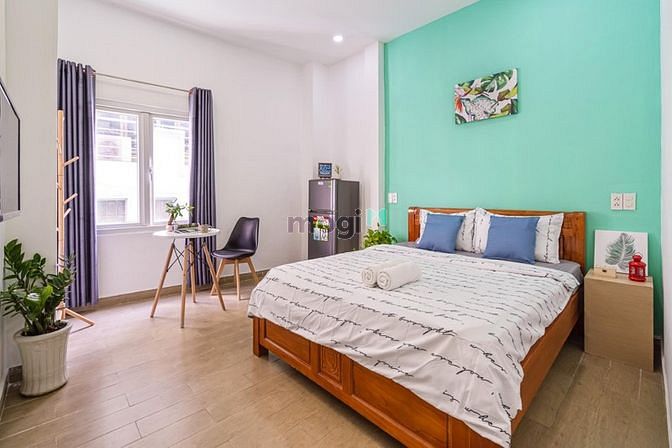 Hình ảnh CHDV Bến Nghé Quận 1 full nội thất cửa sổ lớn