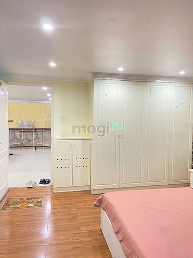 Hình ảnh Nóng đang trống 1 phòng Studio full nội thất có cửa sổ