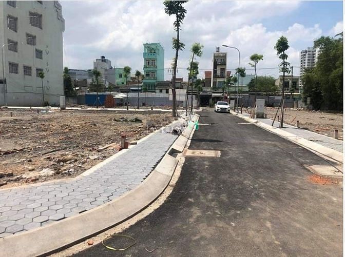 Hình ảnh Bán đất đường D5, Bình Thạnh. Đối diện THPT Gia Định 2,7 tỷ -90m2, SHR