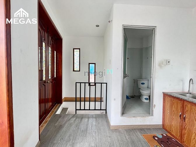 Hình ảnh Cho thuê Trang Chủ MB66.COM / Đăng Ký Tặng 66K Duplex 2 Ban Công Quận 3 Giá Rẻ, An Ninh Cao