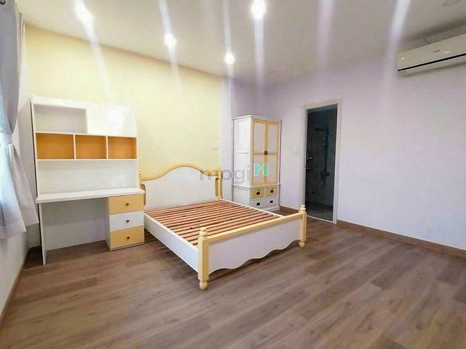 Hình ảnh KẸT VỐN Bán Nhà Đường D2 50m2 Chỉ 2.4 Tỷ