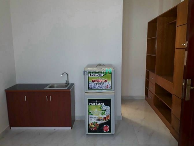 Hình ảnh Phong trọ cap câp thang máy, máy lạnh,tủ đồ nước nóng