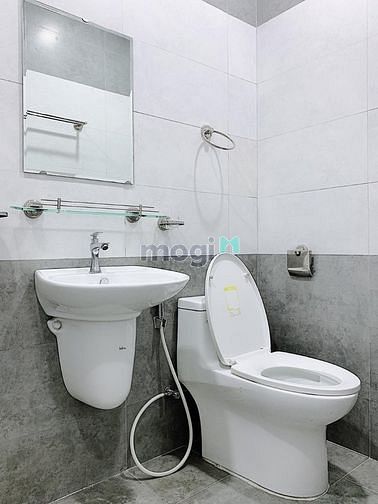 Hình ảnh CHDV Quận 1 Cô Giang full nội thất ban công