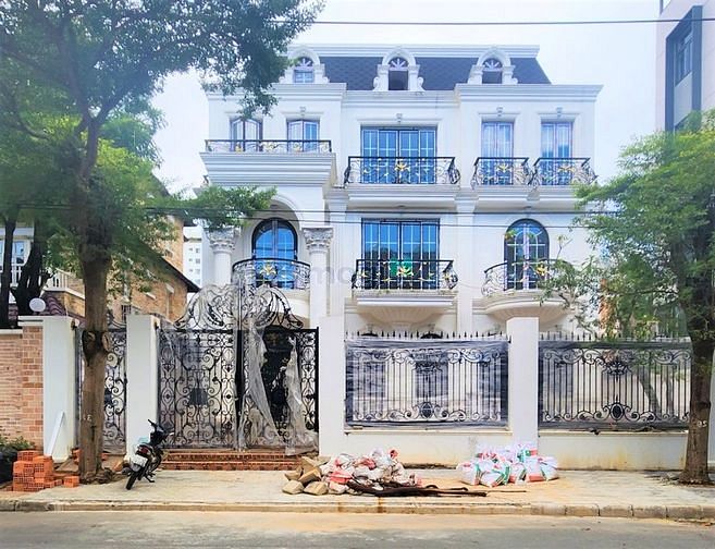 Hình ảnh Cho thuê nhiều biệt thự Phú Mỹ Hưng Quận 7, giá từ 1400$ - 6000$