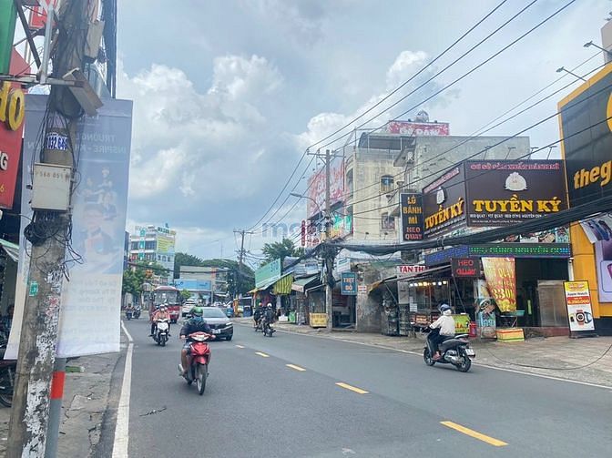 Hình ảnh Bán đất mặt tiền Lê Văn Việt Vị Trí Đẹp Phù Hợp XD Toà VP