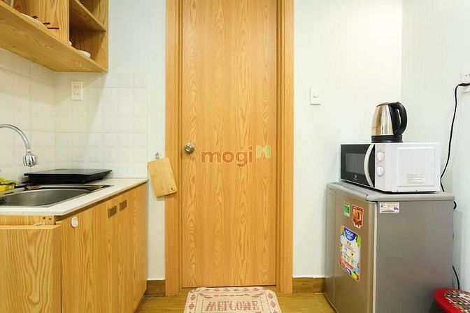 Hình ảnh CHDV Bến Nghé Quận 1 full nội thất cửa sổ
