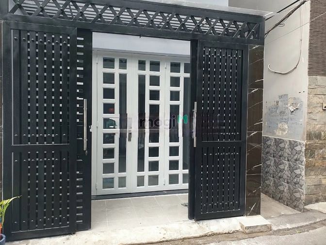Hình ảnh Cực phẩm nhà Đất Thánh, quận Tân Bình giá chỉ 2tỷ950 42.5m2 sổ riêng