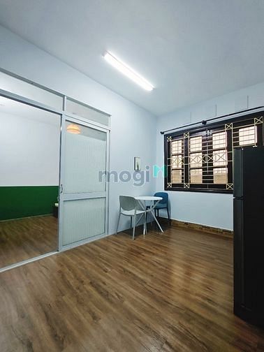 Hình ảnh Studio; 1PN cửa sổ rộng thoáng; ĐH Luật | Nguyễn Tất Thành