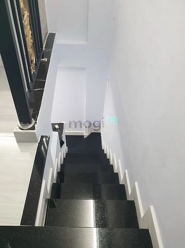 Hình ảnh Cực phẩm nhà Đất Thánh, quận Tân Bình giá chỉ 2tỷ950 42.5m2 sổ riêng