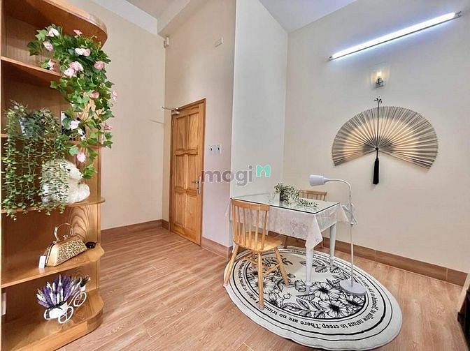 Hình ảnh CHDV Duplex Quận 10 full nội thất ban công