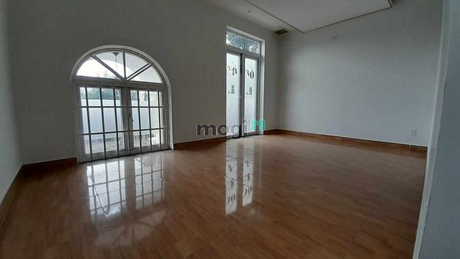Hình ảnh Nhà Đất Biệt Thự Linh Trung 900m2 Siêu Rộng.