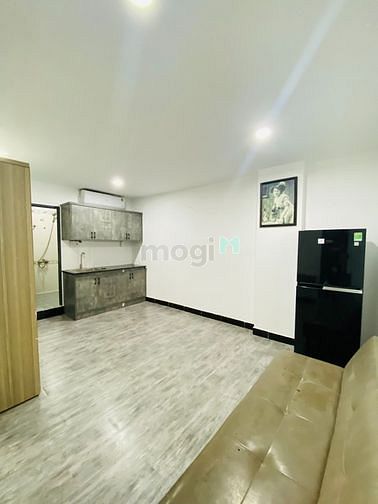 Hình ảnh BAN CÔNG PHAN ĐĂNG LƯU PHÚ NHUẬN phường 3 full nội thất cực thoáng