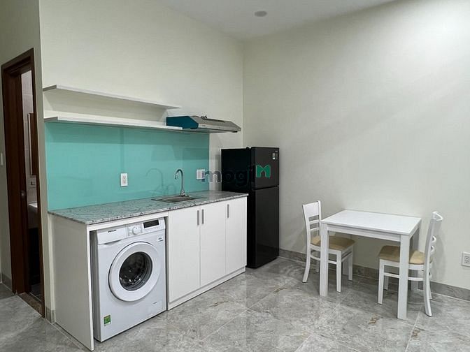 Hình ảnh CHDV full nội thất, có máy giặt riêng, sân, giếng trời, thang máy