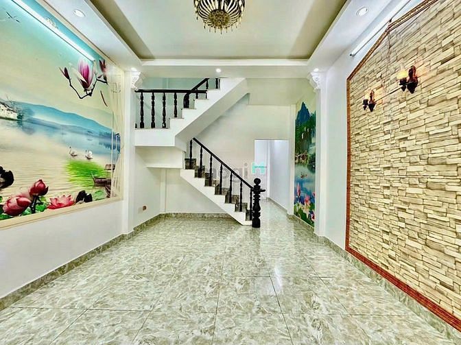 Hình ảnh Nhà mặt rạch gần chợ Thạnh Xuân quận 12