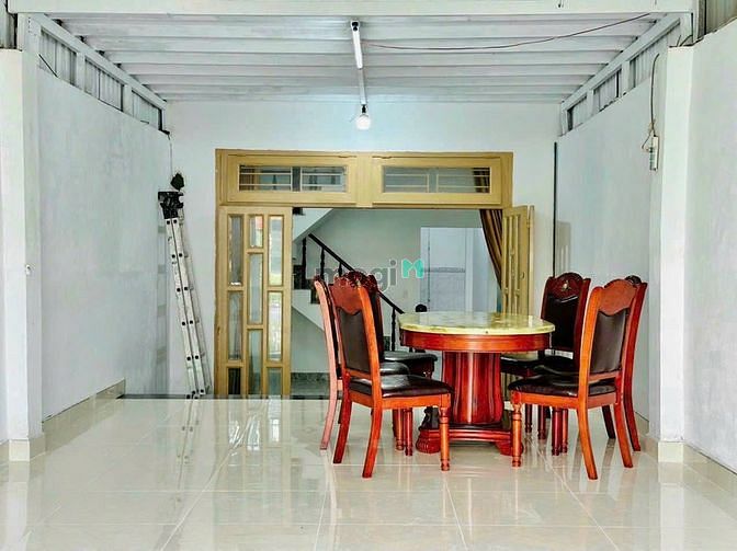 Hình ảnh Nhà mặt rạch gần chợ Thạnh Xuân quận 12