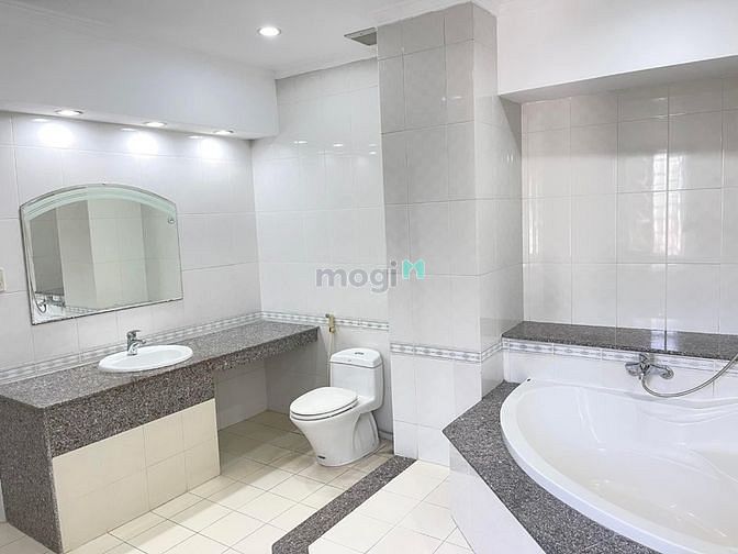 Hình ảnh Studio Và 1PN Máy Giặt Riêng + Ban Công 60m2 Q5_Gần ĐH Văn Lang_Q1_Q10