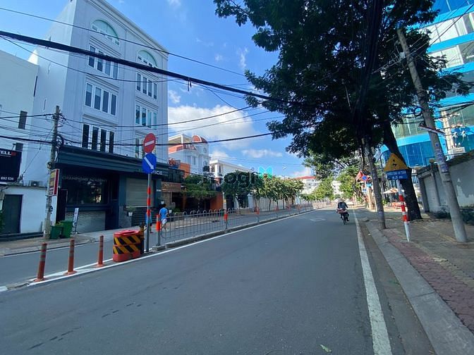 Hình ảnh Bán lô đất 2MT Nguyễn Văn Hưởng và Đg 66 Thảo Điền Q2 Dt506m 190TỶ