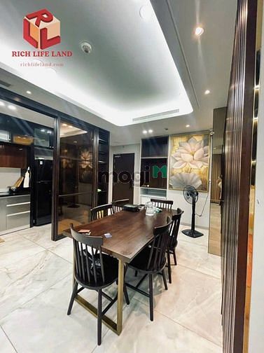 Hình ảnh Đại Hạ Giá “Đại Lộ Mặt Trời” chỉ 21 Triệu