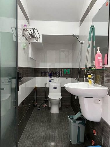 Hình ảnh Bán nhà ngay chợ Xóm đất Q11, HXH SHR