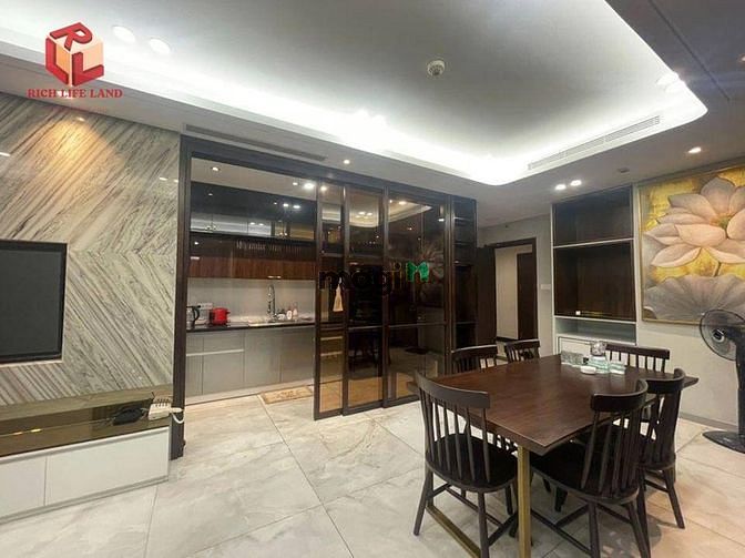 Hình ảnh Đại Hạ Giá “Đại Lộ Mặt Trời” chỉ 21 Triệu